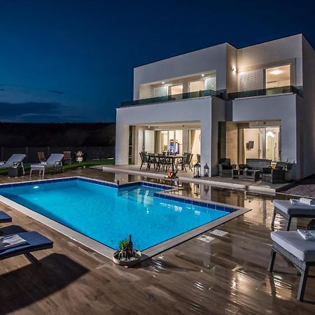 Villas Royal II With Private Pool Novalja Buitenkant foto